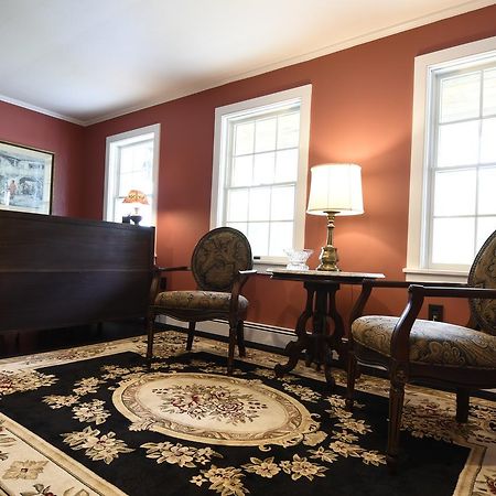 The Chase House Inn Cornish Екстериор снимка