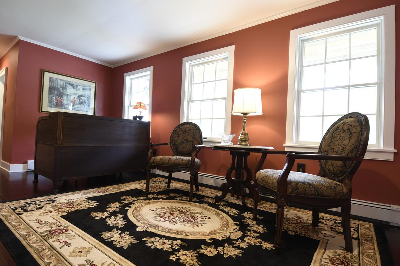 The Chase House Inn Cornish Екстериор снимка